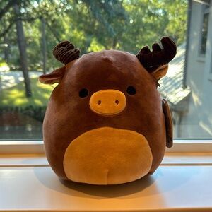 Maurice the moose Squishmallow